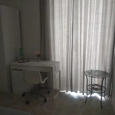 Home Di F-3